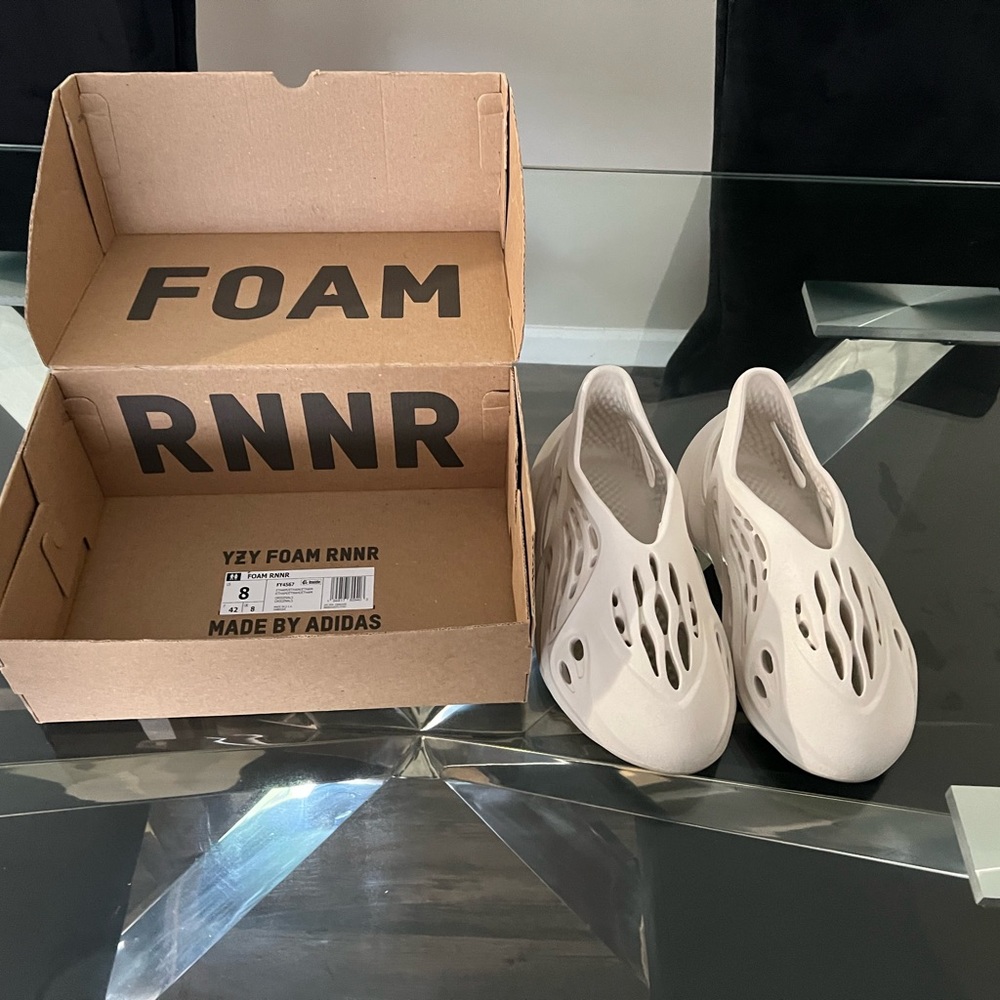 Yeezy Foam Runner